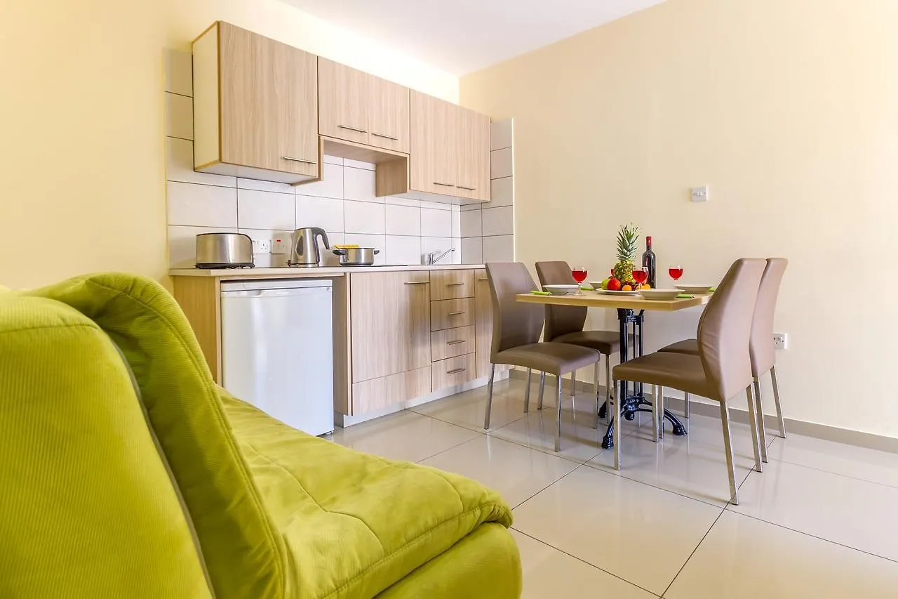 Hotel apartamentowy Paul Marie Hotel Apartments Ajia Napa