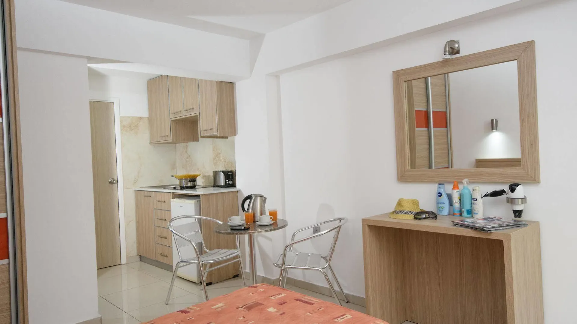 Paul Marie Hotel Apartments Ajia Napa 3*,  Cypr
