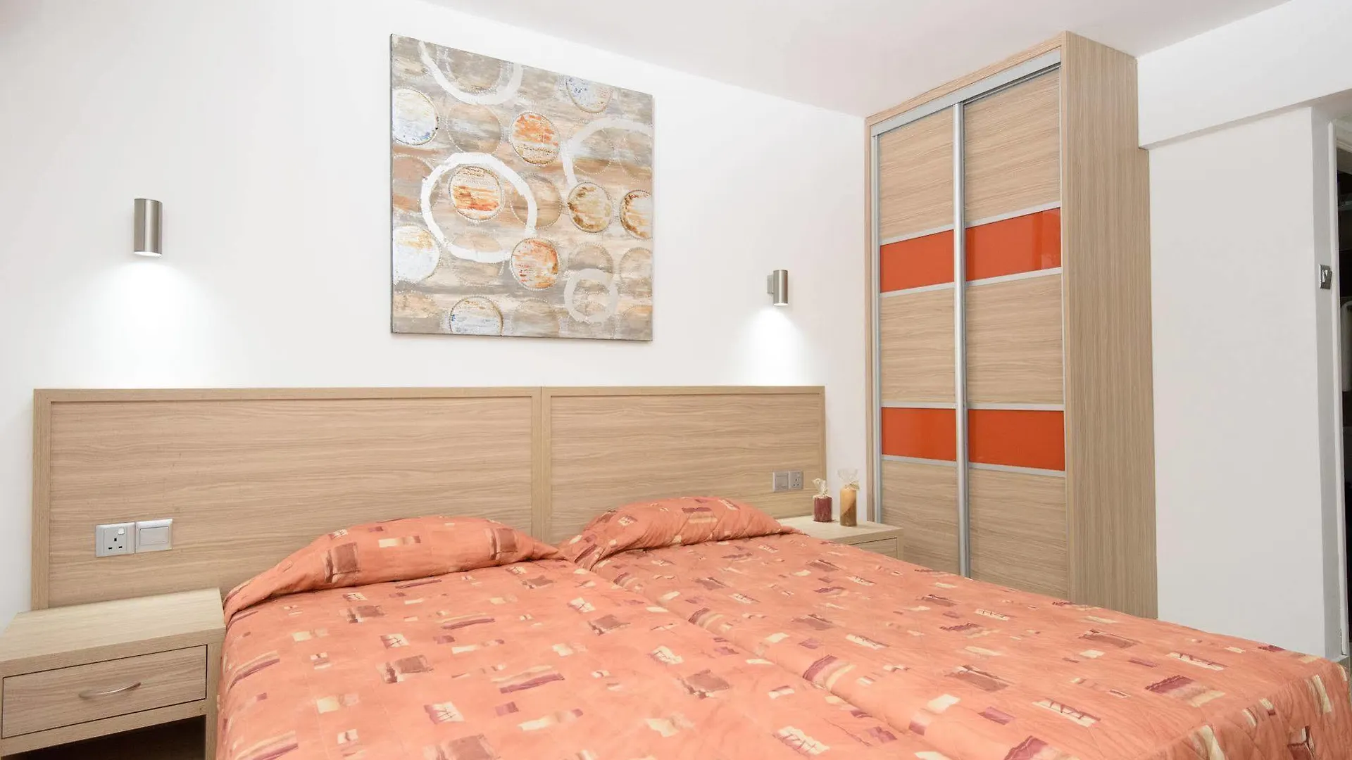 Paul Marie Hotel Apartments Ajia Napa Hotel apartamentowy