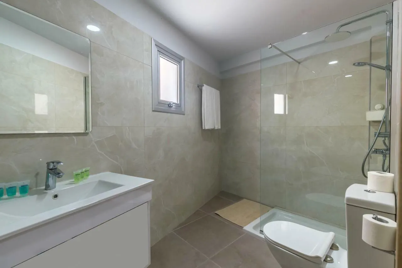 Paul Marie Hotel Apartments Ajia Napa Hotel apartamentowy